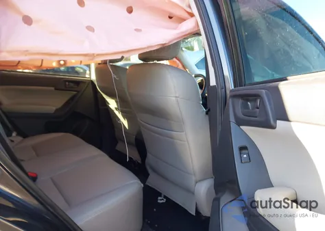 2015 Subaru Forester 2.5I Premium из США, поврежденный, VIN JF2SJADC3FH504960